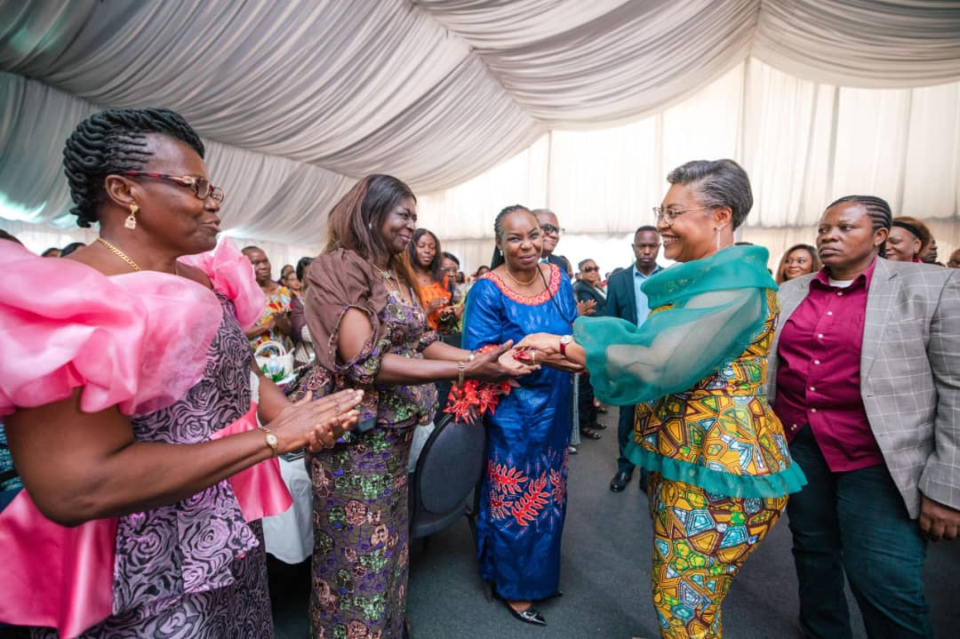 La Première ministre Judith Suminwa Tuluka lors de sa prise de parole à la première édition d'AGORA à Kinshasa