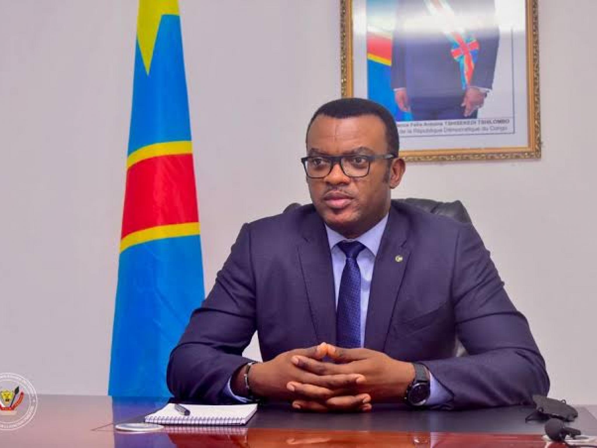 RDC le gouvernement augmente de 30 le salaire des fonctionnaires à