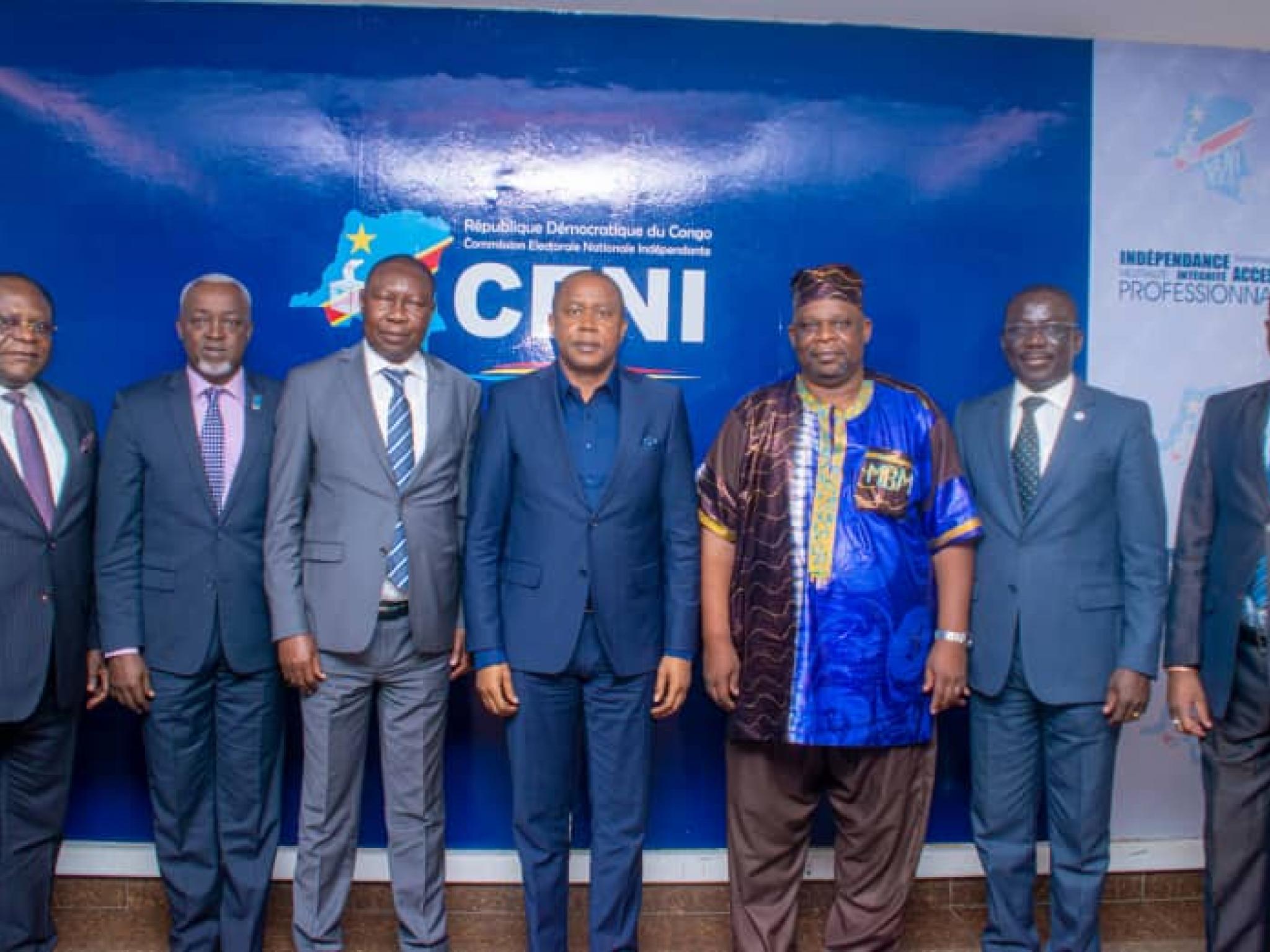 Une délégation de la centrale électorale centrafricaine et quelques membres du bureau de la CENI