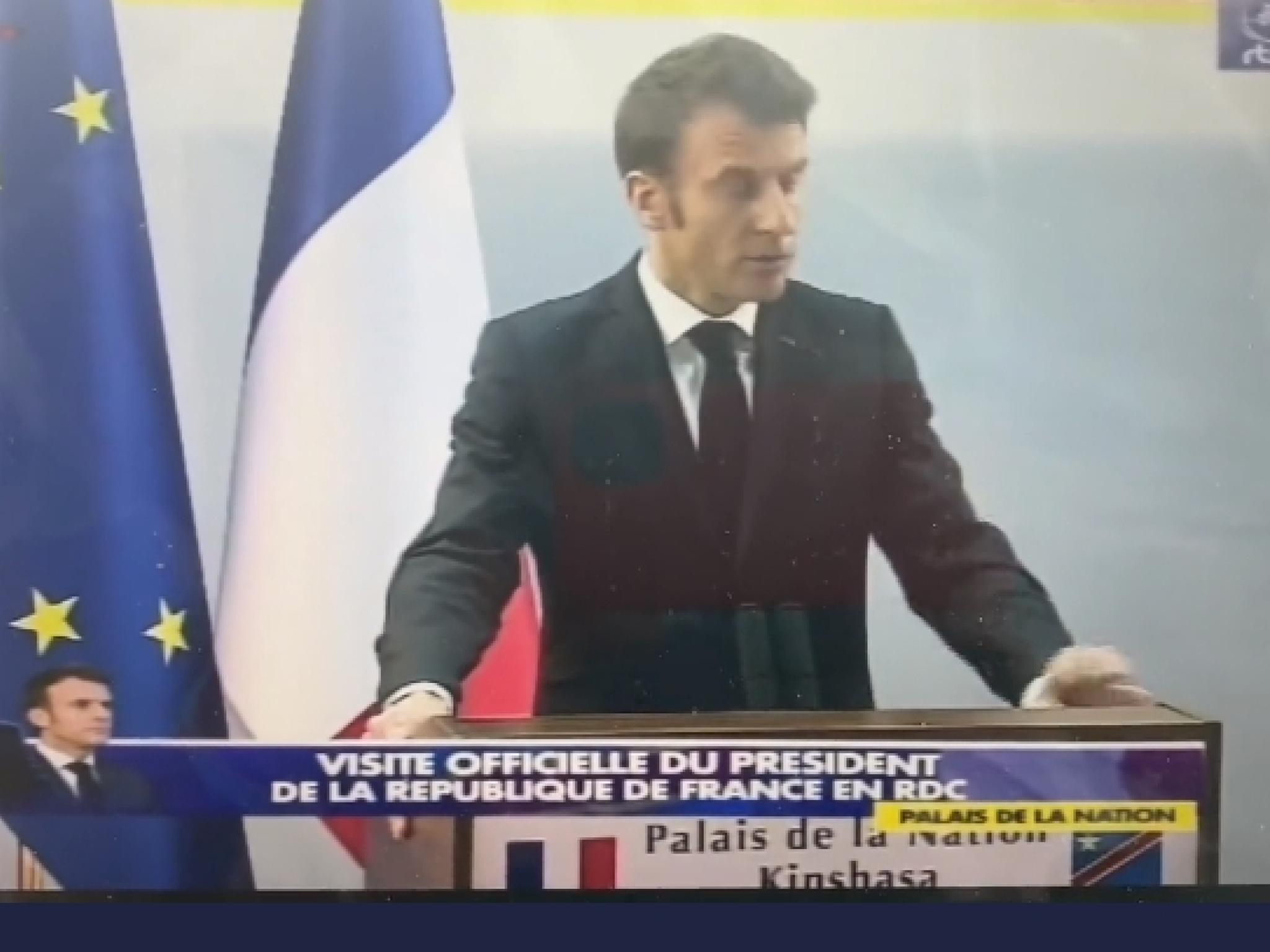 Le Président français Emmanuel Macron lors du point de presse à côté de son homologue congolais Félix Tshisekedi au Palais de la Nation