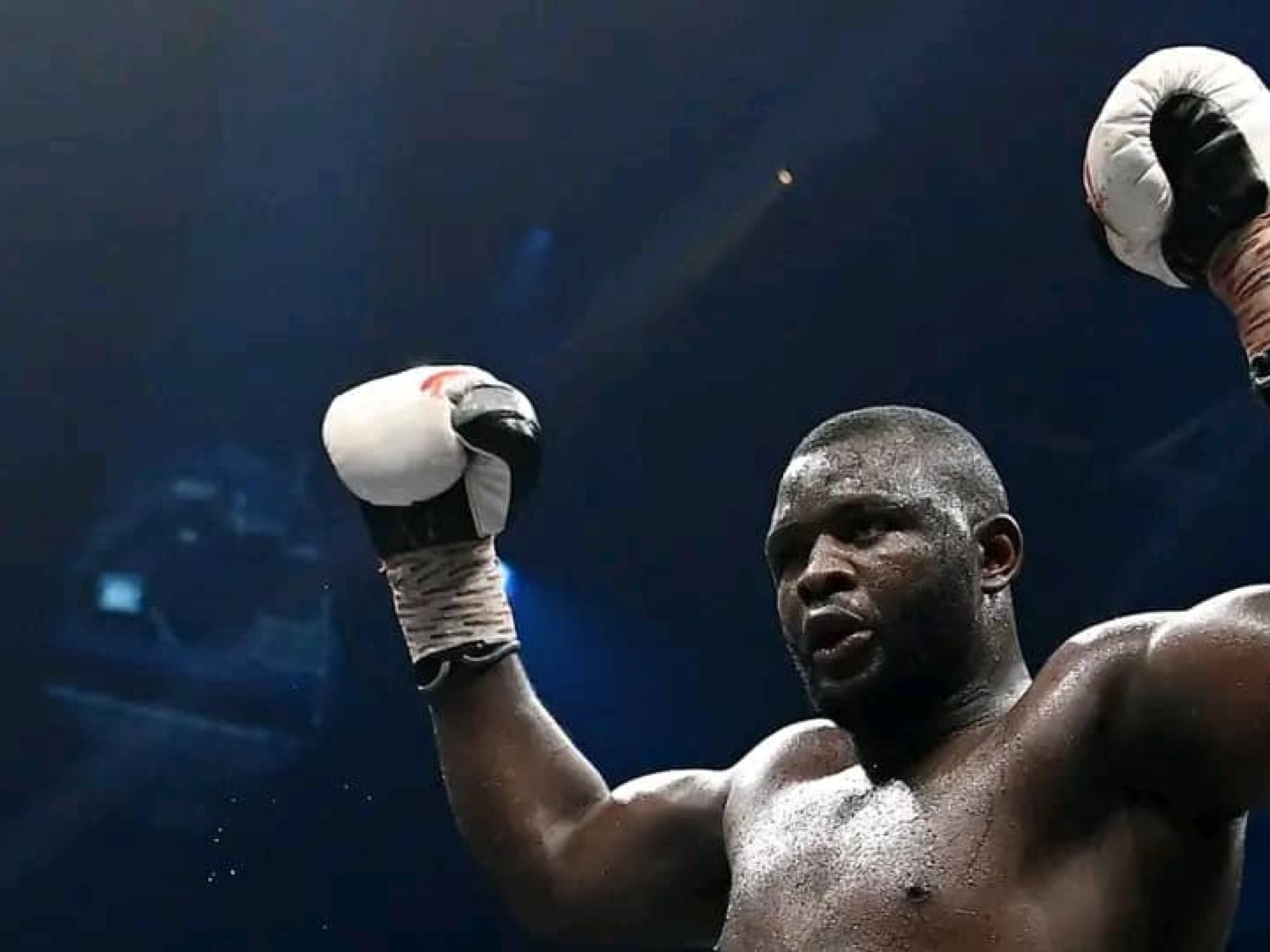 Le boxeur congolais Martin Bakole