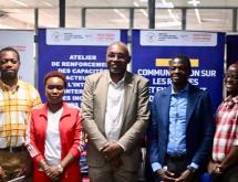 Christian Ngandu, Coordonnateur du COUSP, entouré des parties prenantes de la surveillance sanitaire en RDC