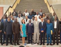 La délégation européenne et les parlementaires congolais à l'issue d'une réunion stratégique à Kinshasa, mardi 12 mai 2026
