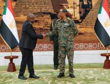 L’ambassadeur extraordinaire et plénipotentiaire de la RDC près la République du Soudan, Wabenga Kalebo Théo, Général Abdel Fattah Al-Burhan, Président du Soudan [photo d'illustration]