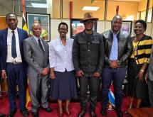 Le gouverneur militaire, le général-major Somo Kakule Evariste et les représentants du gouvernement ougandais [photo d'illustration]
