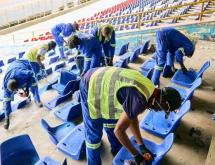 L’installation des nouveaux sièges au Stade des Photo de la Pentecôte [photo d’illustration]