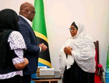 Le couple présidentiel présente ses condoléances à la présidente de la Tanzanie, Samia Suluhu Hassan [photo d’illustration].