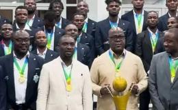 Le staff et joueurs du DC Virunga, conduits par leur président Patrick Munyomo, reçus par le Président de la République, Félix-Antoine Tshisekedi Tshilombo
