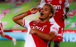 Paris Brunner en pleine célébration de son but, lors du match de l’AS Monaco contre Marseille, le 30 août 2026