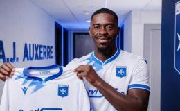 Axel Tuanzebe à l'AJ Auxerre.