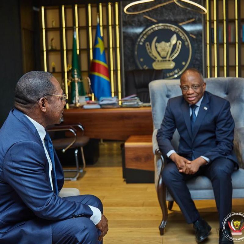 Le Procureur Général près la Cour de Cassation, Firmin Mvonde, reçu par le ministre Guillaume Ngefa