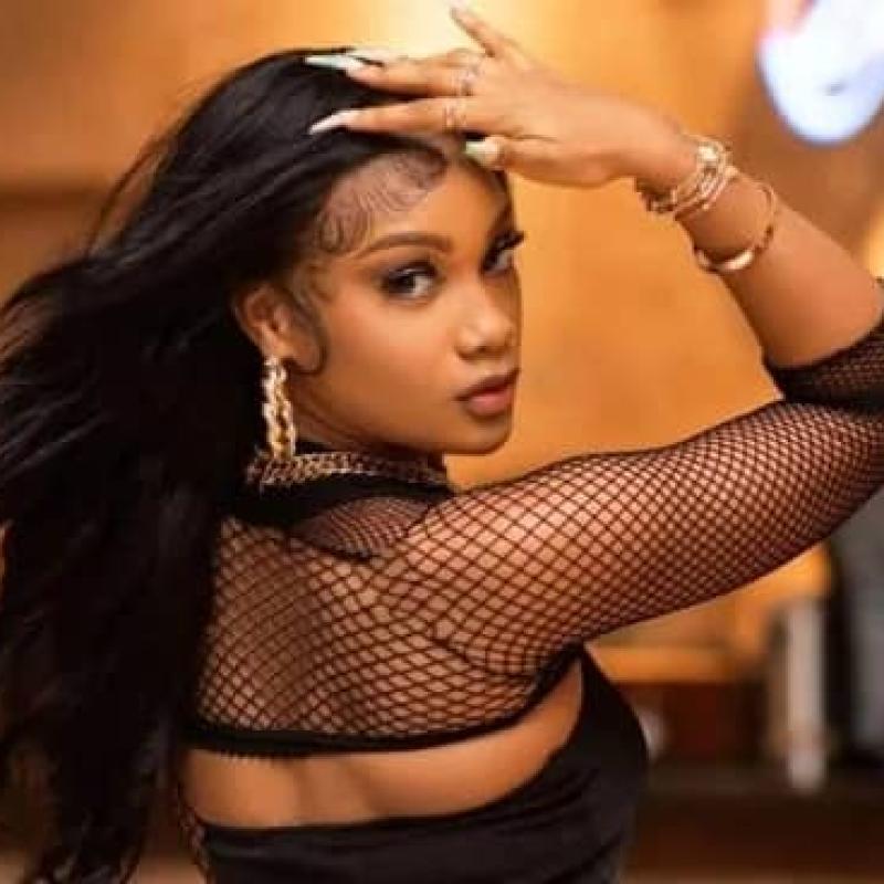La chanteuse congolaise Déborah Mulanga Tshimpaka dit Rebo Tshulo