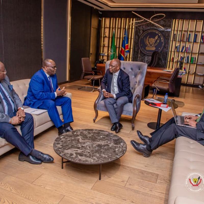 Le ministre de la Justice et Garde de Sceaux Guillaume Ngefa et le Directeur général, Mukota Muteba Mbayo qui a conduit la délégation du FOLUCCO