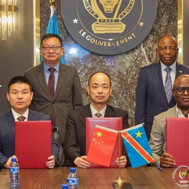 Le ministre de la Justice Guillaume Ngefa et des représentants de la Chine en RDC [photo d'illustration]