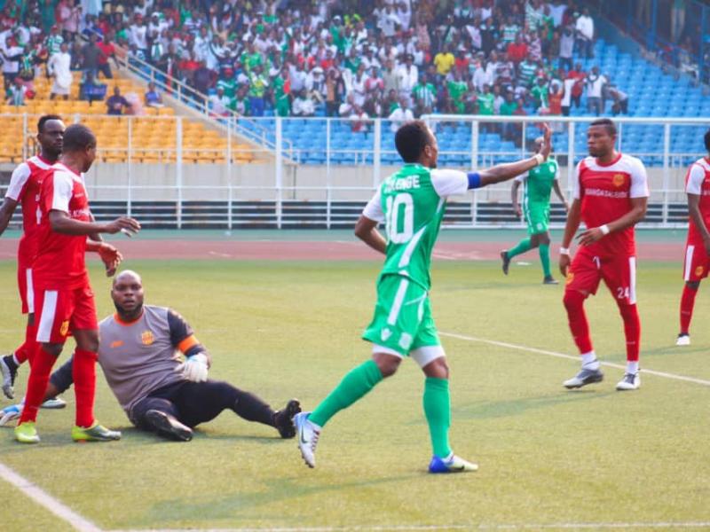 Le club congolais DCMP en pleine livraison sportive au stade des martyrs