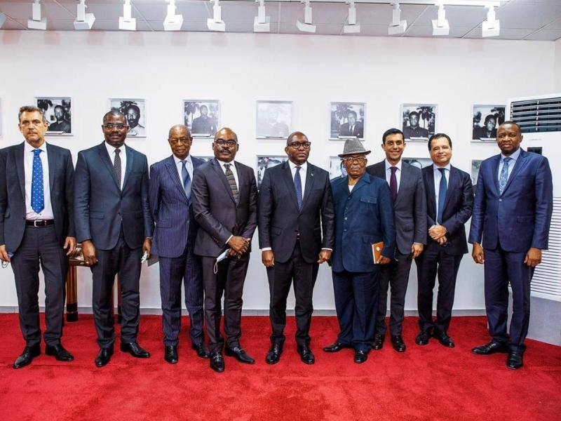 les banquiers avec le PM Sama
