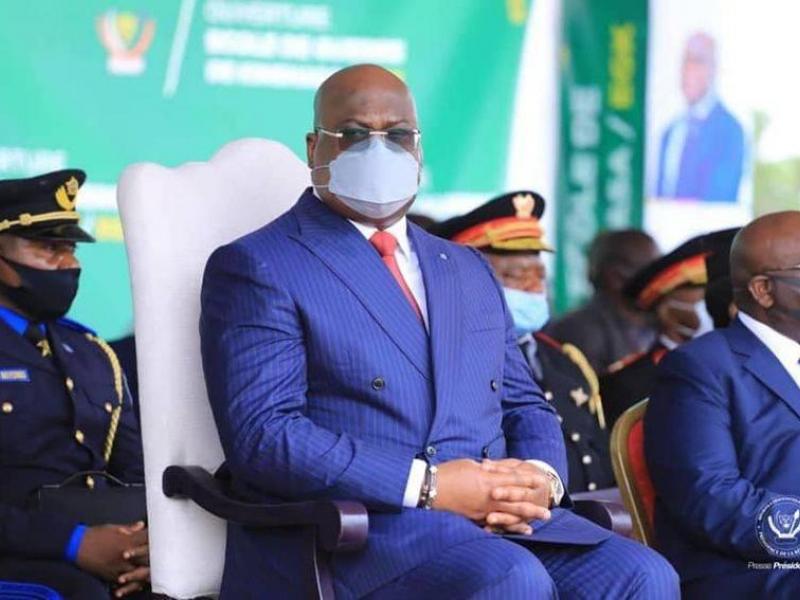 Félix Tshisekedi brevets aux 25 lauréats de l'école de guerre
