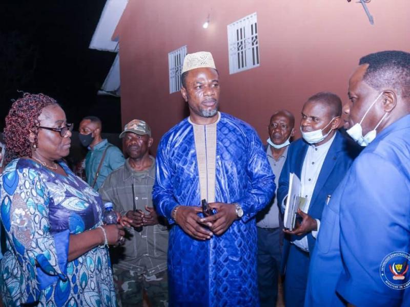 Kenge : le ministre Tony Mwaba accompagné d'une dizaine des députés nationaux pour procéder au lancement des épreuves de l'exetat 2021.