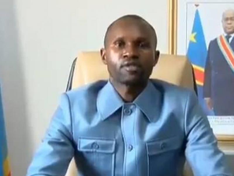 VP des affaires étrangères