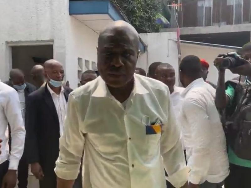Martin Fayulu après l'altércation avec la police lors de la marche initiée par Lamuka, mercredi 15 septembre à Kinshasa