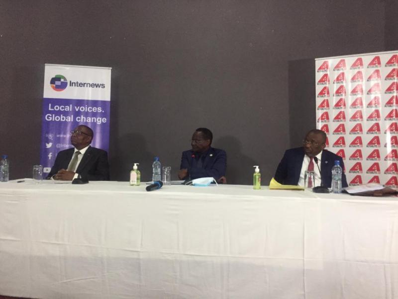 Les panelistes lors d'un newsforum organisé par actualité.cd, mardi 29 septembre à Kinshasa