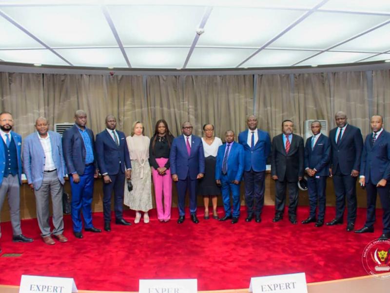 Le premier ministre, Sama Lukonde avec les acteurs impliqués dans l'organisation de la 9e édition des jeux de la francophonie