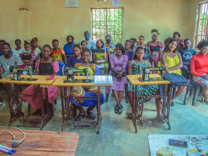 Les jeunes filles de lubumbashi, initiées au numérique