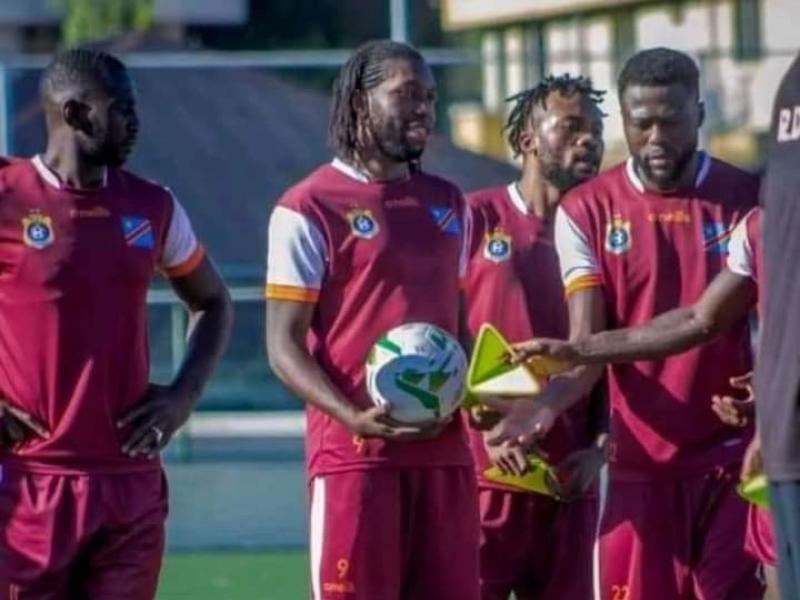 Les Léopards de la RDC, lors d'une séance d'entraînement à Dar es salam. [ De gauche à droite, Bolasie, Mbokani, Ngonda et Mbemba]