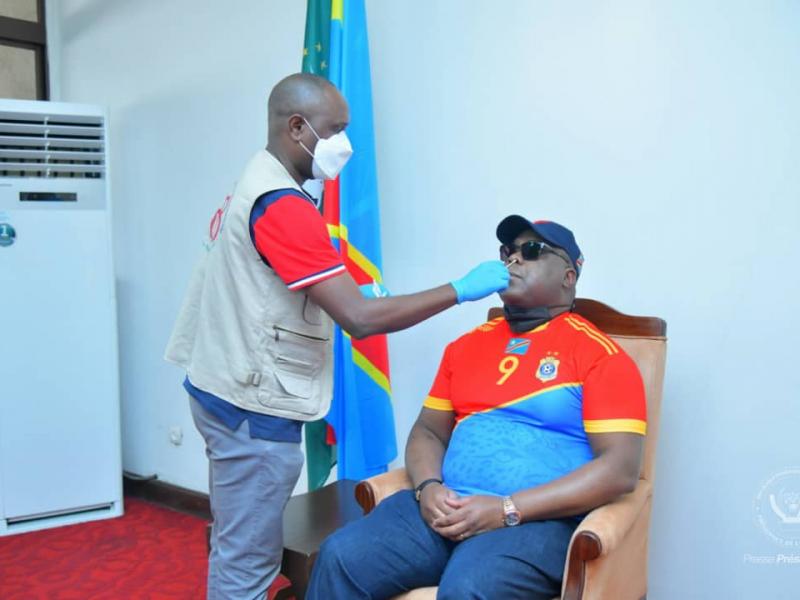 Le Chef de l'État passe son test Covid rapide et gratuit au Stade des Martyrs avant le match RDC-BENIN