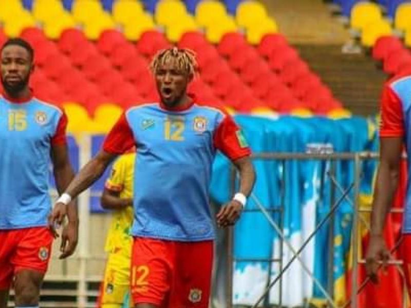 Les léopards de la RDC lors du match face au Bénin, (de gauche à droite, Christian Luyindama, Mukoko Amale et Yannick Bolasie).