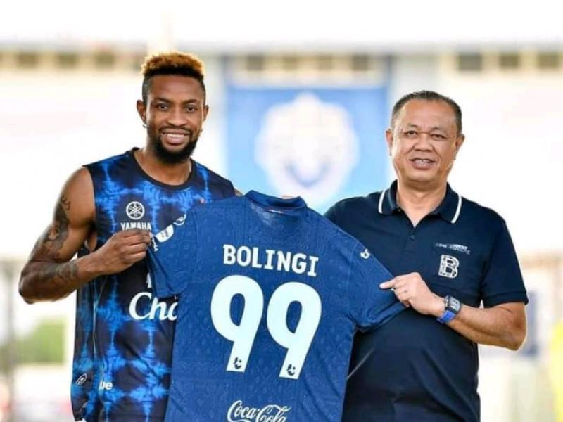 Jonathan Bolingi, lors de sa prestation en Thaïlande.