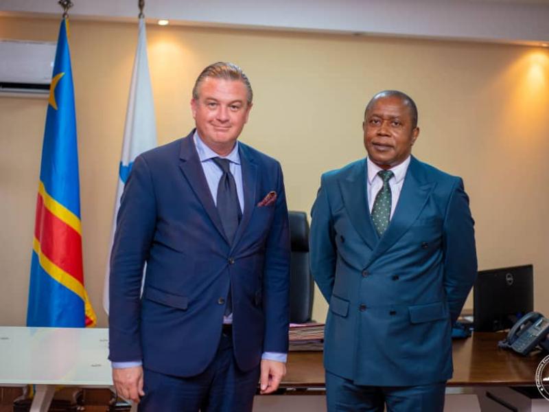 L'ambassadeur du royaume de Suède et le président de la CENI
