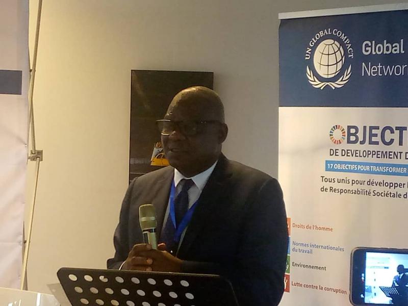 Professeur Luzolo Bambi intervenant à la conférence organisée par Global Compact Network à l'occasion de la célébration de la journée internationale de lutte contre la corruption