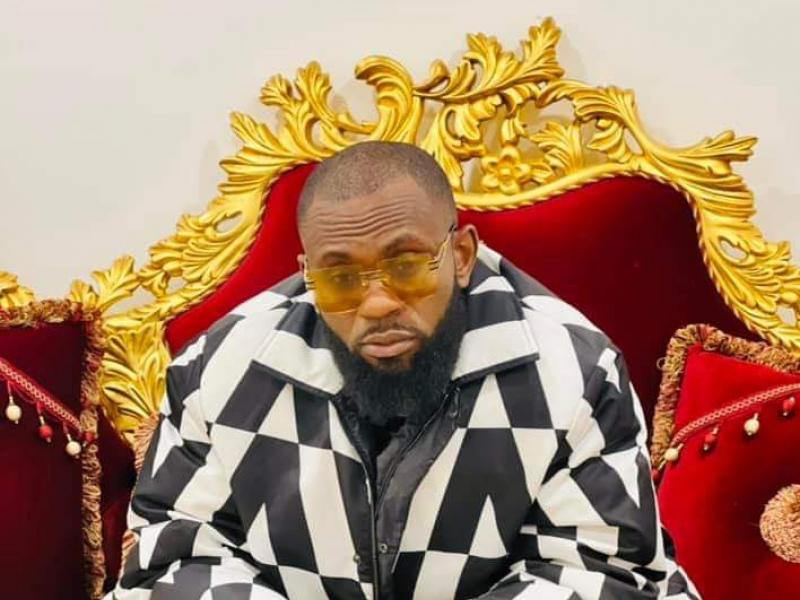 L'artiste musicien, Fabregas à la veille de sa prestation scénique à Lyon.