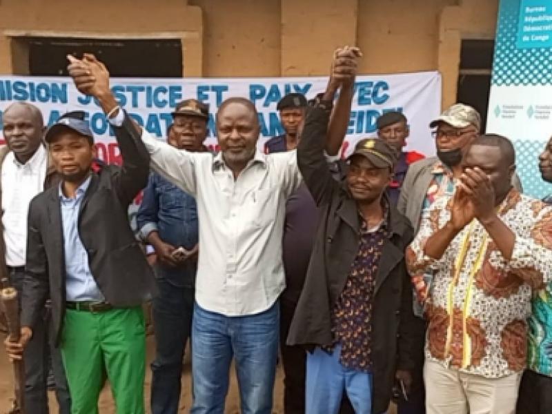 Le ministre provincial de l'intérieur rapproche les deux camps opposés à Bishanga