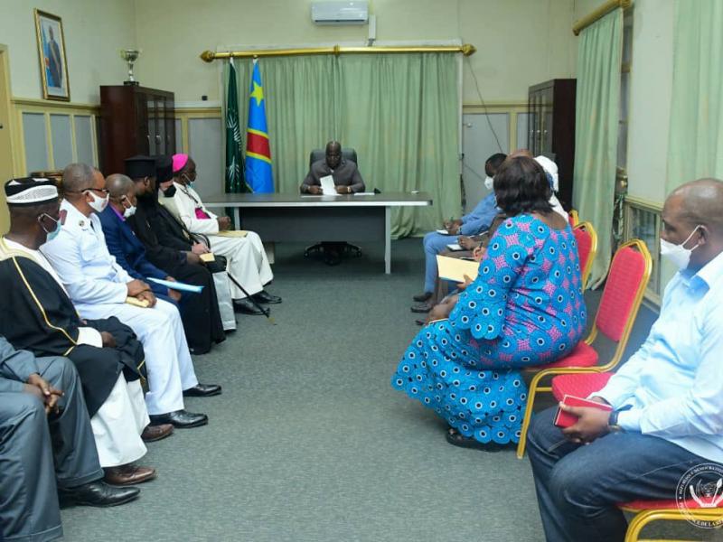 Félix Tshisekedi et les différentes forces sociales à Kananga lors d'un entretien