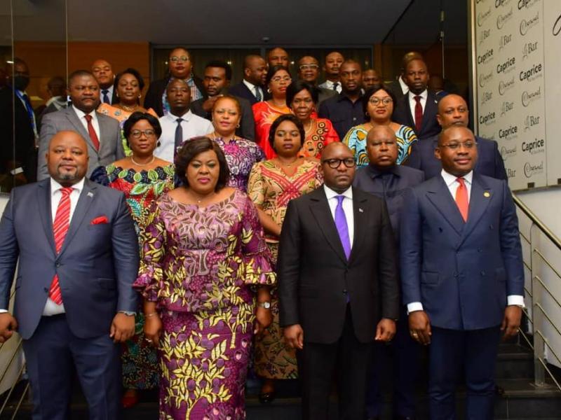 Les membres du gouvernement après le lancement des travaux sur l'élaboration d'un annuaire des ressources naturelles de la RDC