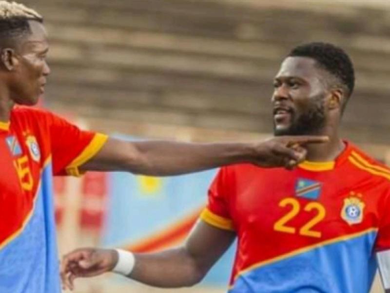 Glody Lilepo Makabi et Chancel Mbemba Mangulu sous les couleurs de la RDC, lors des éliminatoires de la CAN 2022.