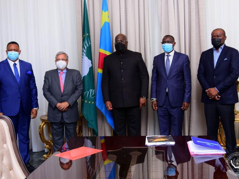 Le président Félix Tshisekedi et une délégation d'investisseurs américains de la société brassicole Varun Beverages