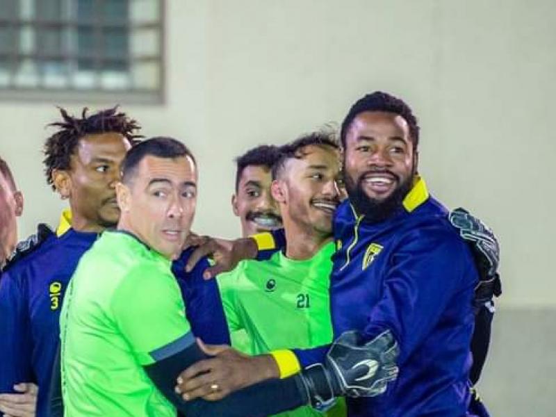 Christian Luyindama et ses coéquipiers d'Al Taawoun FC.