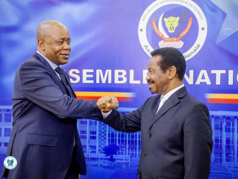 De gauche à droite, le président de la CENI Denis Kadima et le président de la chambre basse du parlement Mboso N'kodia