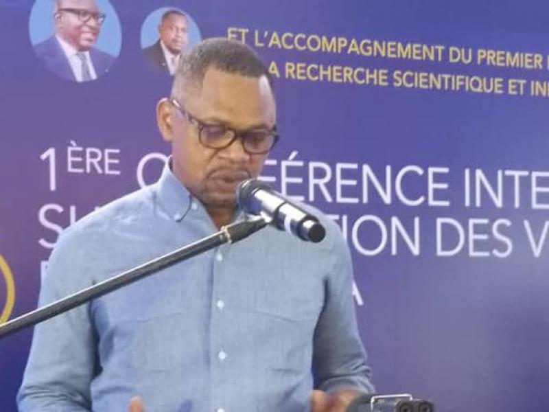 Le ministre de la Recherche Scientifique et Innovation Technologique