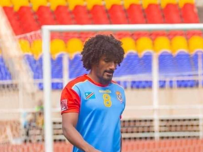 Le milieu de terrain congolais, Samuel Moutoussamy , lors d'une rencontre des Léopards au stade des martyrs de Kinshasa.