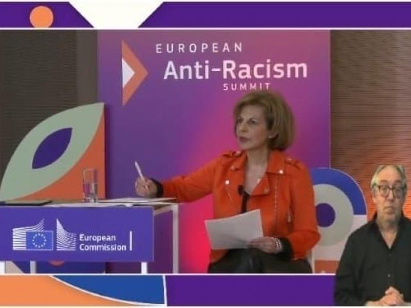 Madame Islam Shada modératrice lors du Sommet Européen virtuel contre le racisme