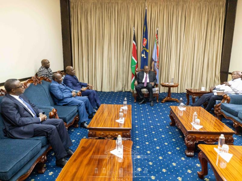 Les quatre chefs d'États lors d'un Mini-sommet à Nairobi