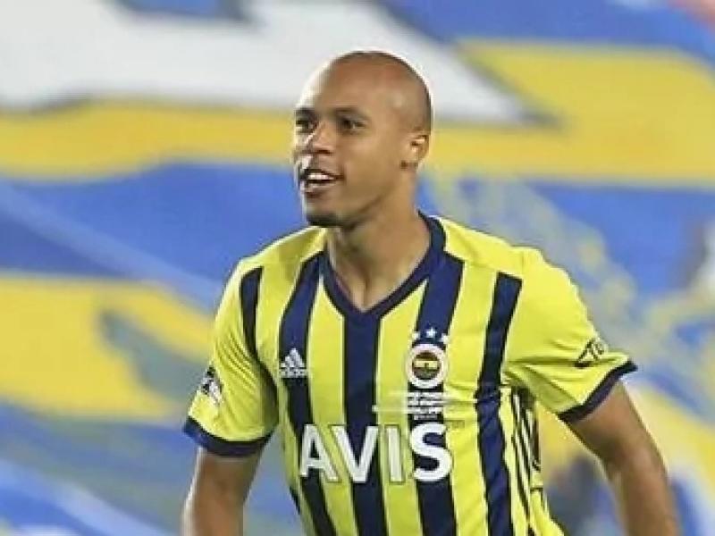 Marcel Tisserand sous les couleurs de Fenerbahçe, lors d'une rencontre de Superlig.