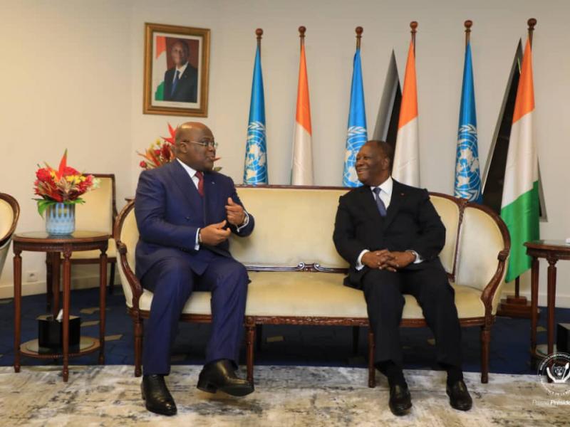 De gauche à droite, Félix Tshisekedi, président de la RDC, et son homologue ivoirien Alasane Ouattara