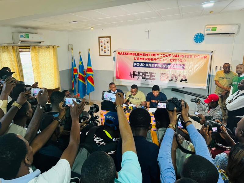 Le Rassemblement des Journalistes pour l'émergence du Congo (RAJEC) lors d'un point de presse sur la situation du journaliste Buya transféré à Makala
