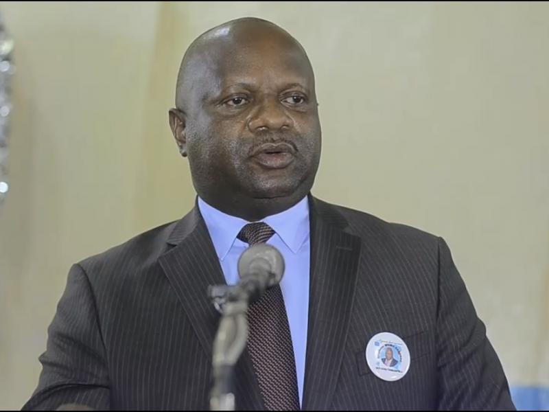 Le questeur de la CENI, Âgée Matembo aux obsèques du secrétaire exécutif provincial de la centrale électorale de la province de Tanganyika inhumé ce vendredi 06 juin