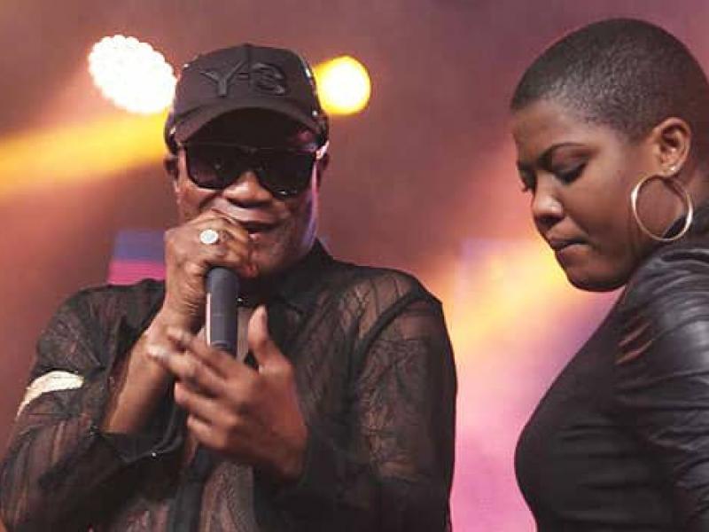 De gauche à droite, Koffi Olomide et Cyndi